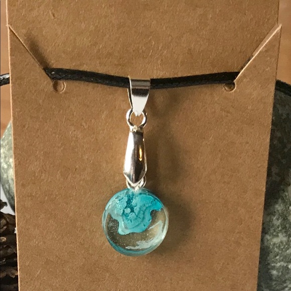 Tiny island 3D Resin Pendant - Picture 2 of 2